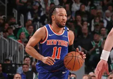 ayx-德布劳内在RNG比赛中连败，关键助攻引发热议！-ayx