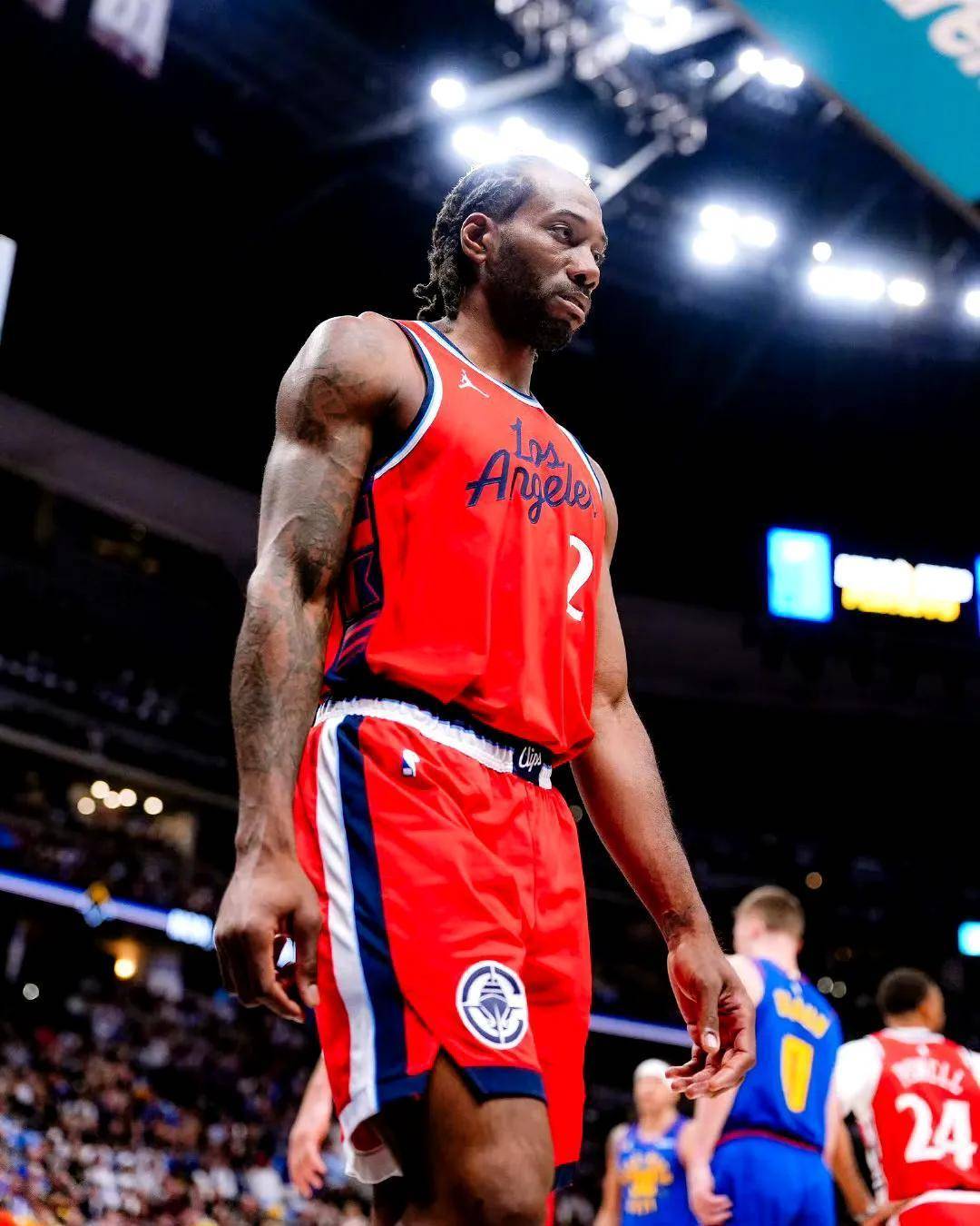 爱游戏体育-快船关键时刻失误不断，球队憾负对手，发现他们次数今年经营部门.-爱游戏体育